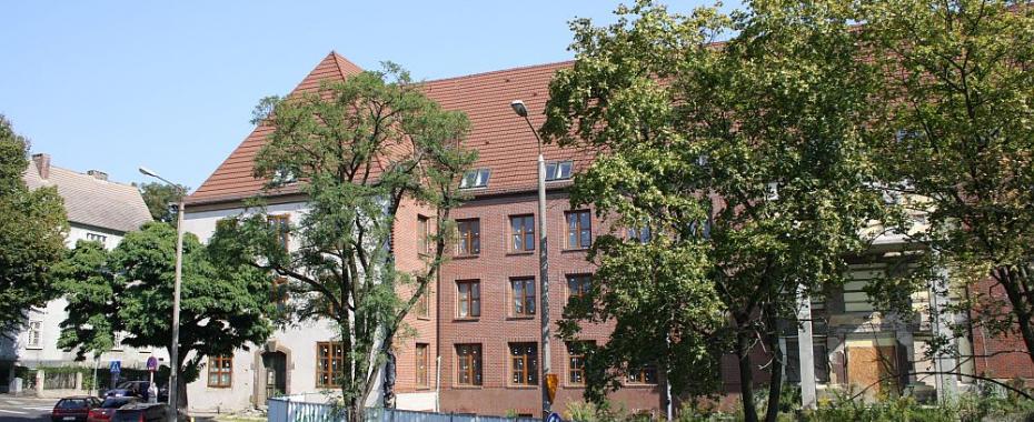 AWF do PWSZ: rozpowszechniacie nieprawdziwe informacje