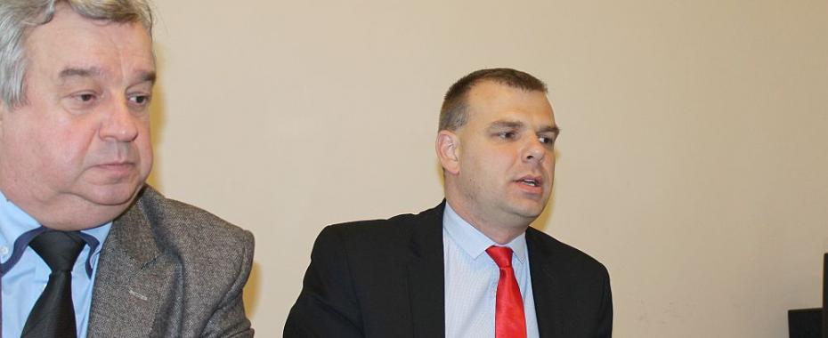 Marszałek Gawlik i dyrektor Piosik mają pieniądze! Dla kogo?