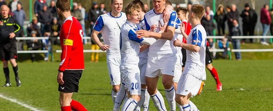 Derby jak Brazylia – Niemcy. Dłoniak zawieszony