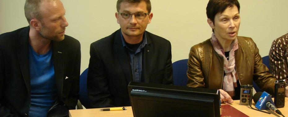 Stilon z PWSZ-em robi klasę w gimnazjum