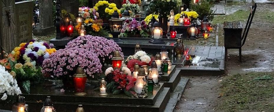 Mazur rozbuduje cmentarz