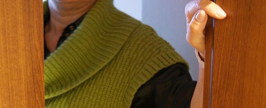 „Spółdzielca” okradł dwie osoby. W piątek wyniósł gotówkę (116 tysięcy!) i biżuterię