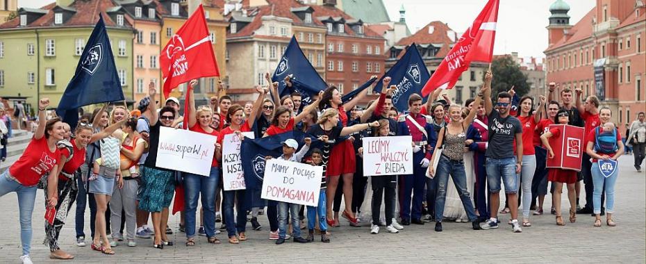 Zostań wolontariuszem Paczki lub Akademii. Dołącz do Drużyny na: www.superw.pl