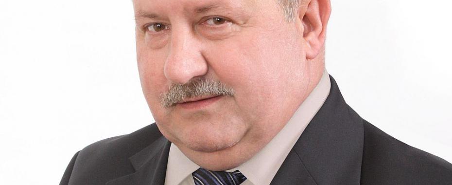 Leszek Waloch: kandyduję, aby reprezentować interesy samorządów