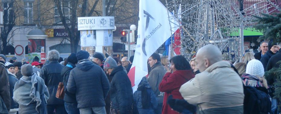 KOD znów będzie demonstrować. W samo południe