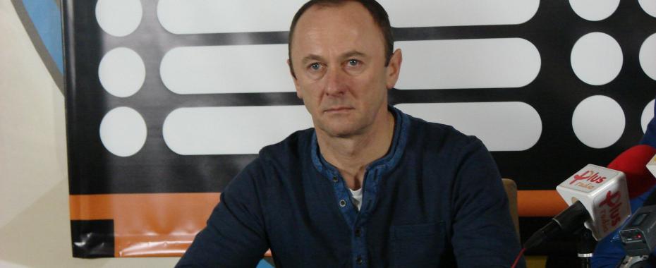 Świst będzie na memoriale i przekaże plastron. Ten, który dostał od Jancarza