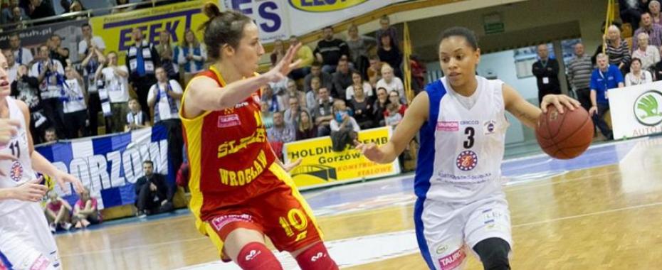 Brak "strzelb" to brak szans. Akademiczki poległy we Wrocławiu