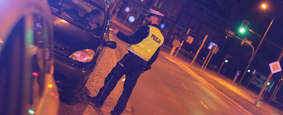 Nocna drogówki majówka i alkomat do poduszki