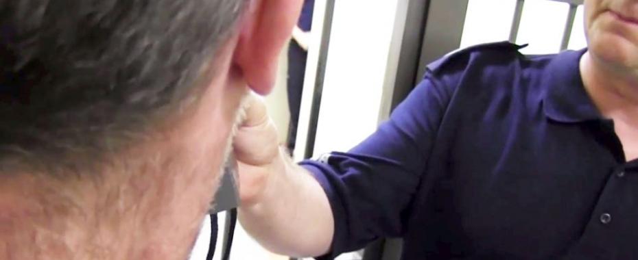 Gdzie kierowca? Policja: nawet nie wie, że na Górczynie