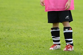 Nowe boisko piłkarskie na terenach kościelnych