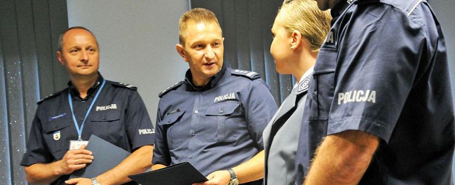 Ona i on w akcji! Policyjna para ratuje po służbie