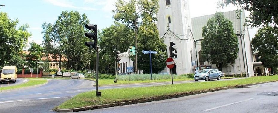 Taumer zapewnia, że działa i ma się dobrze