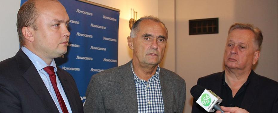 Radni pastwią się nad planem prezydenta