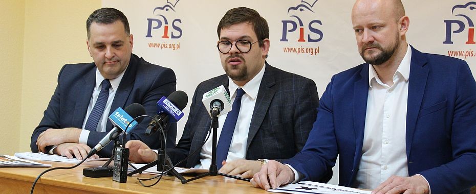 Radni PiS jak magnes, przyciągają fortunę