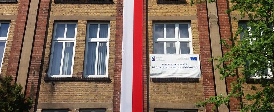 Biel i czerwień na dzień flagi