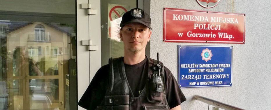 Poznali się na światłach. On z „dożywociem”...