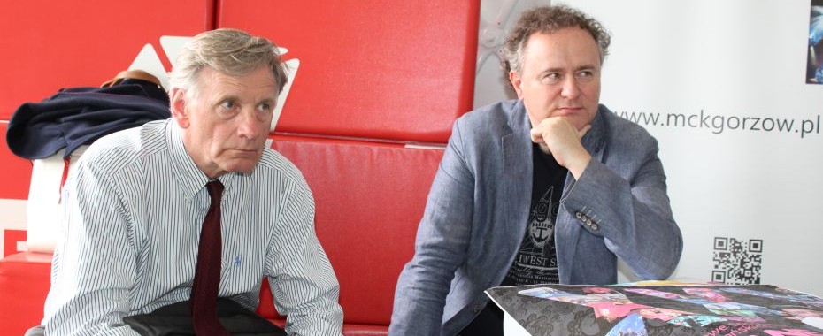 Co ma teatr na Dniach? Warszawski tenis