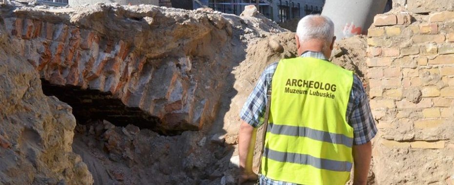 Dla archeologów to nie nowość... Jest brama do miasta!