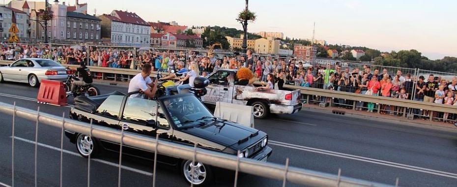 Takie Party [PROGRAM]