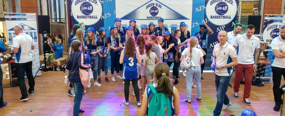 AZS AJP otwiera sezon w... galerii [FOTO]