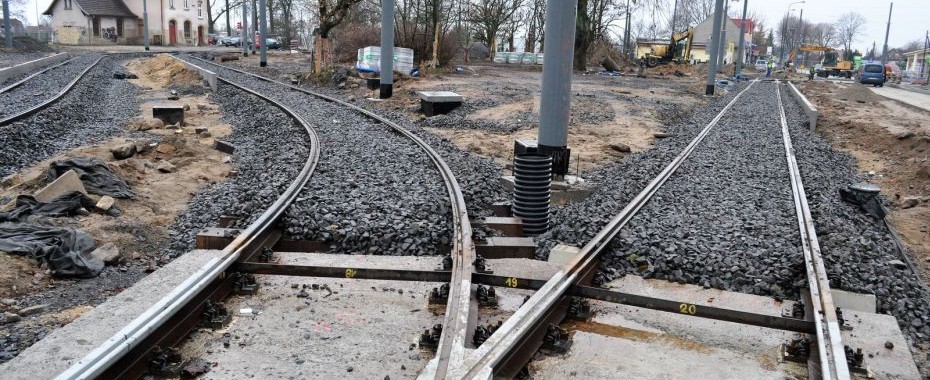 Drogowcy grzeją asfalt dla Kostrzyńskiej