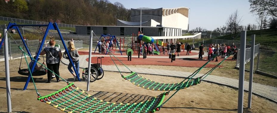 Świetna zabawa przy filharmonii