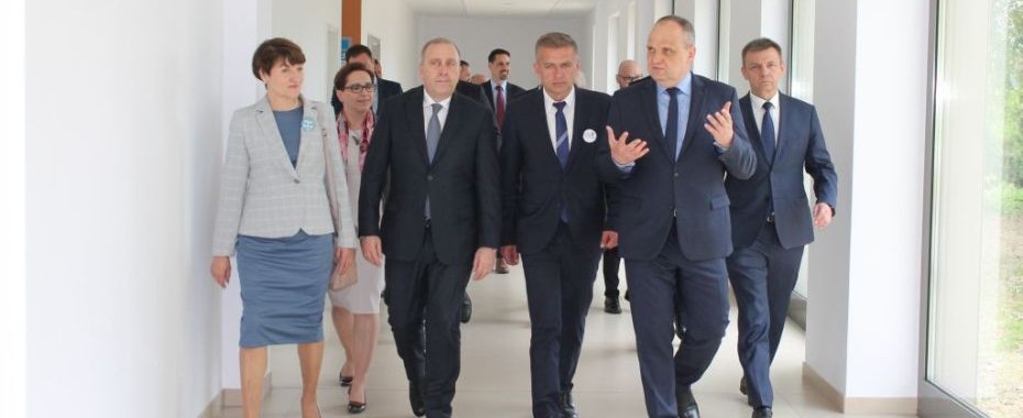 Oficjalnie przy Dekerta. Bo radioterapia!