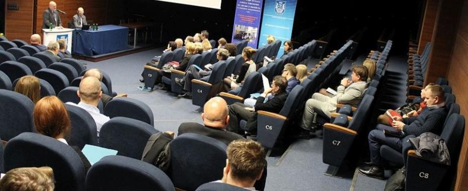Peryferie, sezon szósty. Konferencja w AJP!