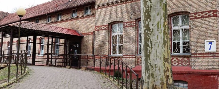 Zakaz wejścia na teren szpitala!
