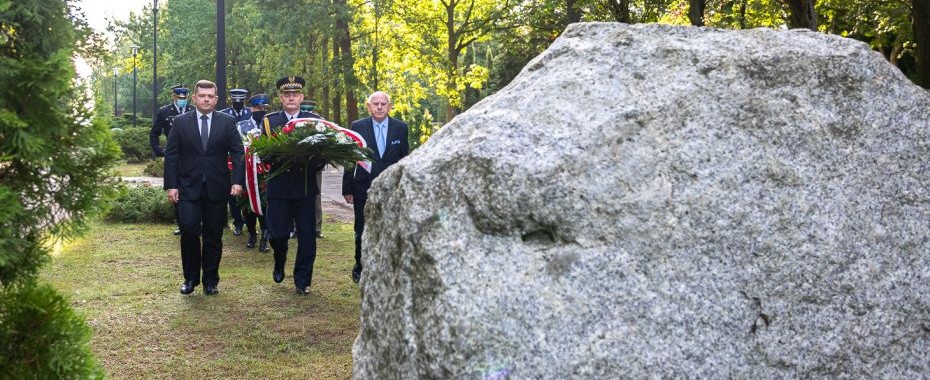Oddali hołd ofiarom wojny