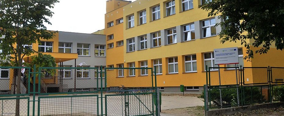 Nauczanie hybrydowe w szkołach ponadpodstawowych
