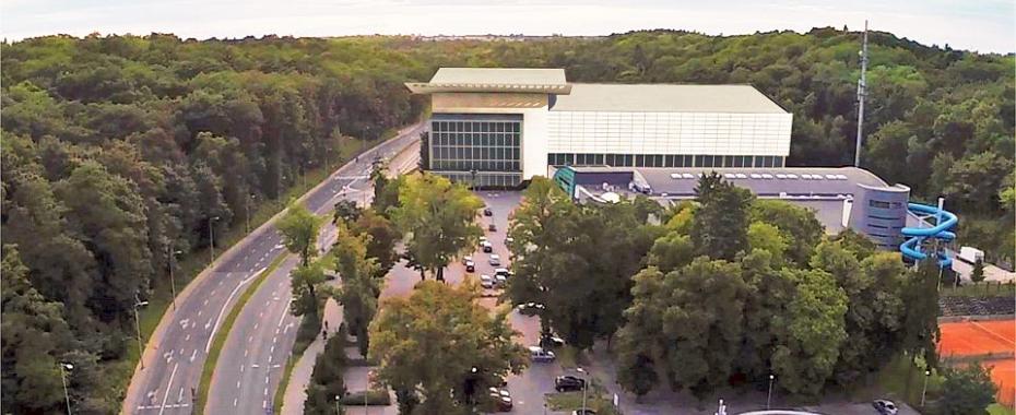 Koncerny chcą budować halę. Proponowane ceny ogromne