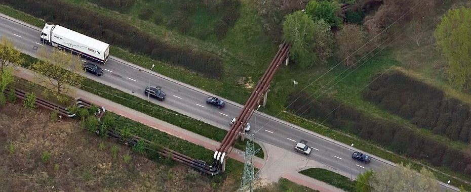 Nie będzie już rur nad jezdnią