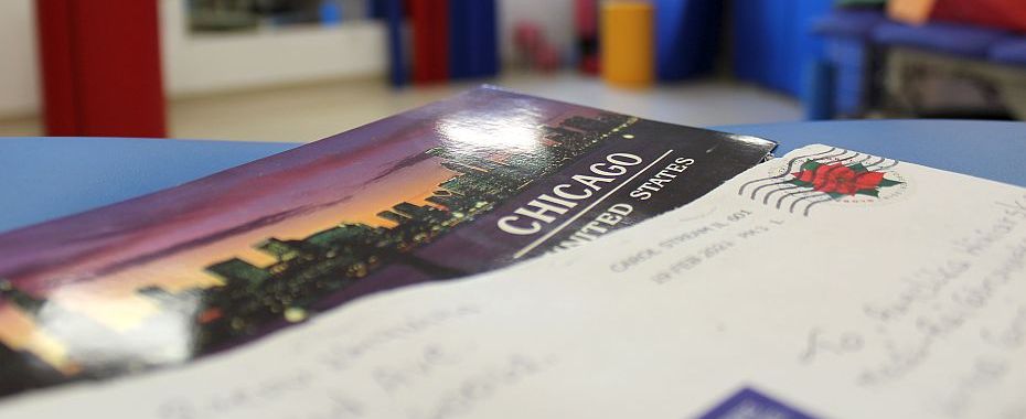 Ale frajda z pocztówki! Pacjent śle pozdrowienia z Chicago