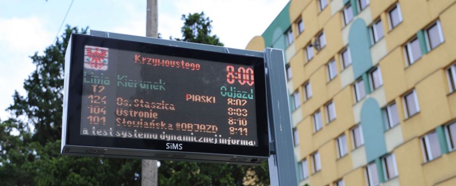 Pierwsze działające tablice. Na razie testy