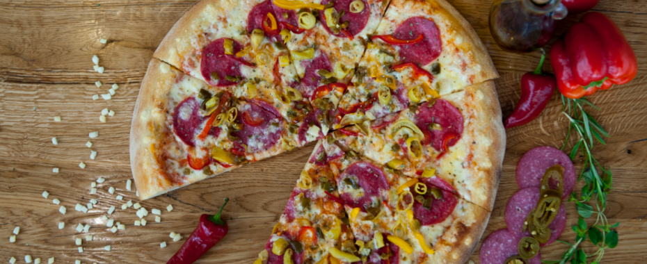 Pizza na zamówienie - zalety udogodnień w naszym życiu