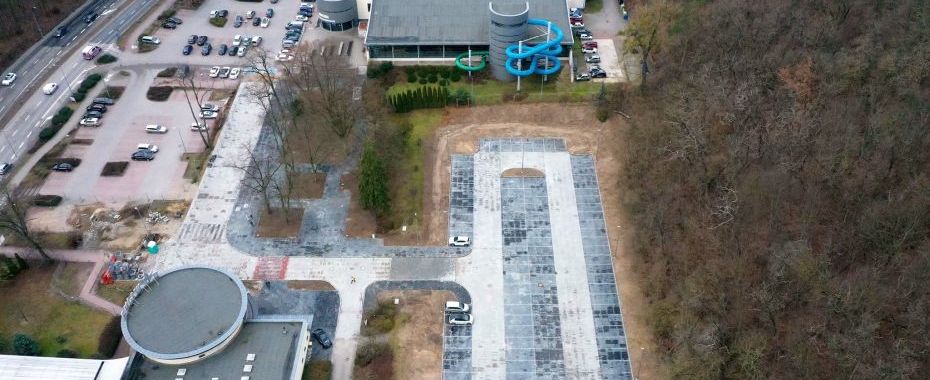 140 місць для автомобілів