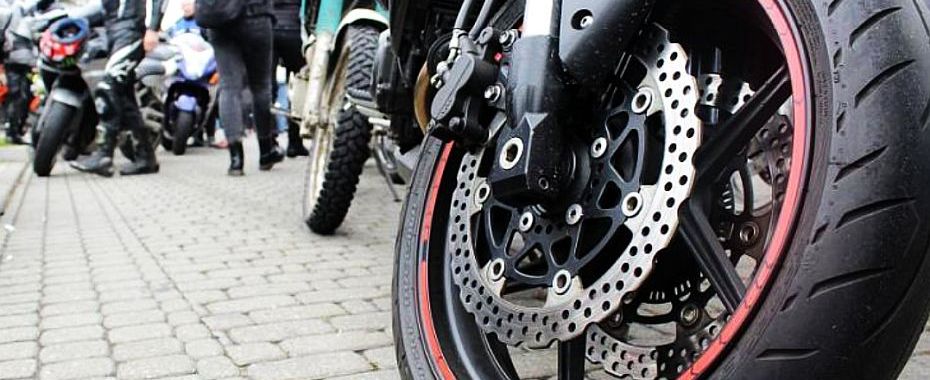 Praca dla sprzedawcy z zamiłowaniem do motoryzacji