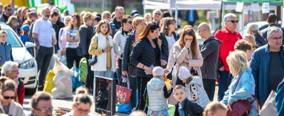 Długa kolejka po „wypady”