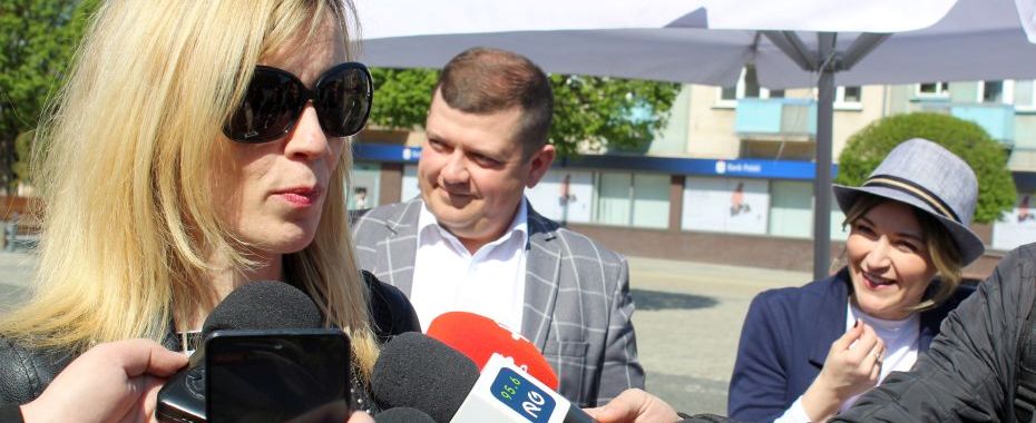За місяць в цей самий час буде… Вечір
