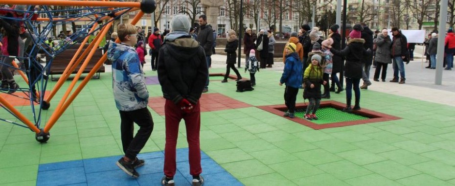 Trampoliny na kwadracie nieczynne, bo nie szanujemy