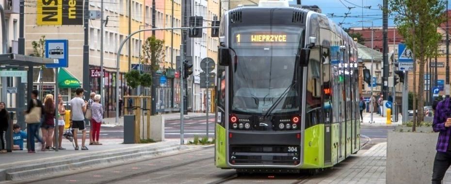 Урочисті заходи за участю Президента Республіки Польща. Буде ускладнення транспортного руху