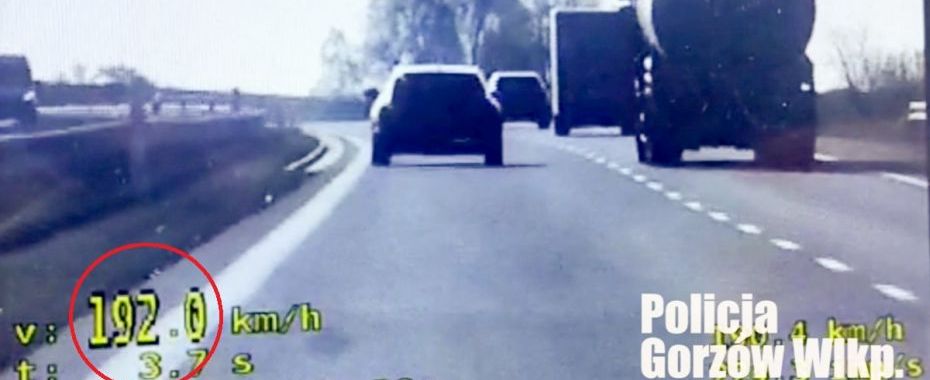 Audi z pijanym za kółkiem mogło zabić na esce!