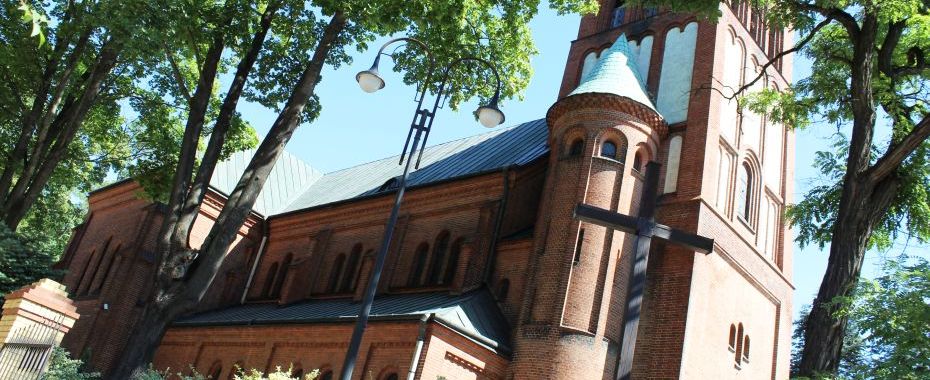 Historia i tajemnice czerwonego kościoła 2. [FILM]