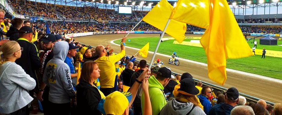Емоції на Шльонській. На аренах