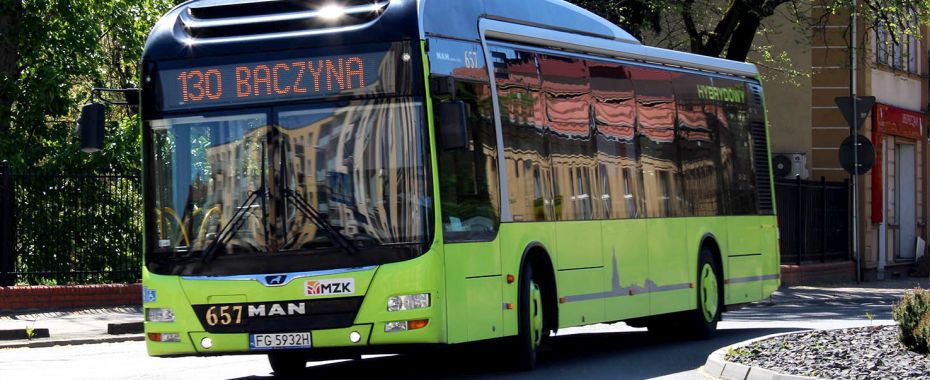Кінцева зупинка для №106 та №130 на Одлвєнікув