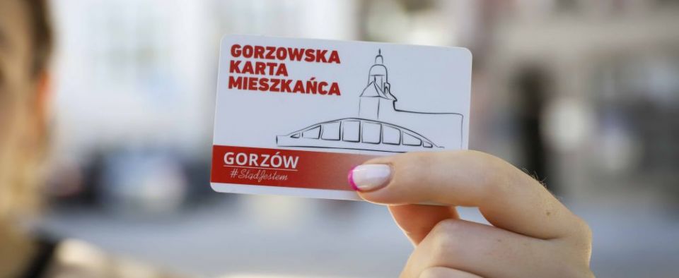 Czas przedłużyć Kartę. Teraz bez kolejki to jeszcze możliwe