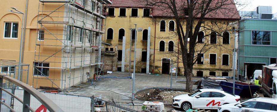 Plany miasta na żółty budynek CEZiB-u sięgają 2027 roku