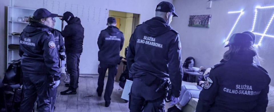 Policja skasowała lokal z nielegalnym hazardem
