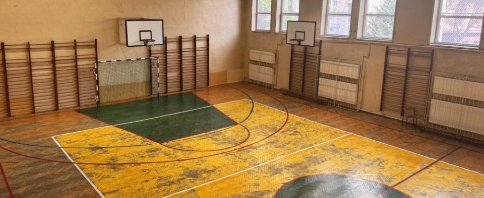 Wysłużona sala elektryka będzie jak nowa